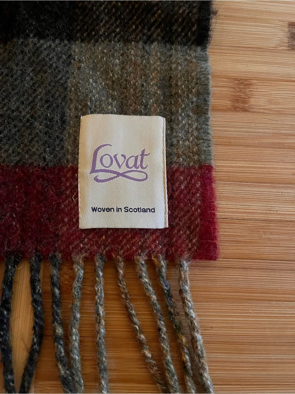 Woven blanket in Gray and Burgundy